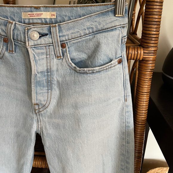 Levi’s 501 Wedgie Straight - size 24 - Picture 2 of 4